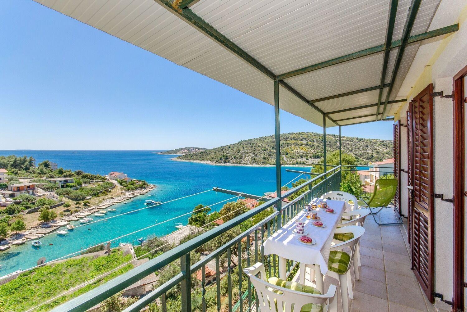 Apartments Bosiljka - By The Sea Sevid Exterior photo