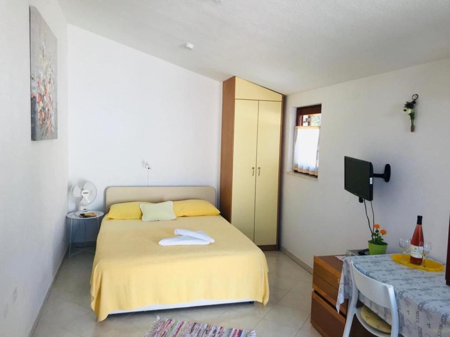 Apartments Bosiljka - By The Sea Sevid Exterior photo